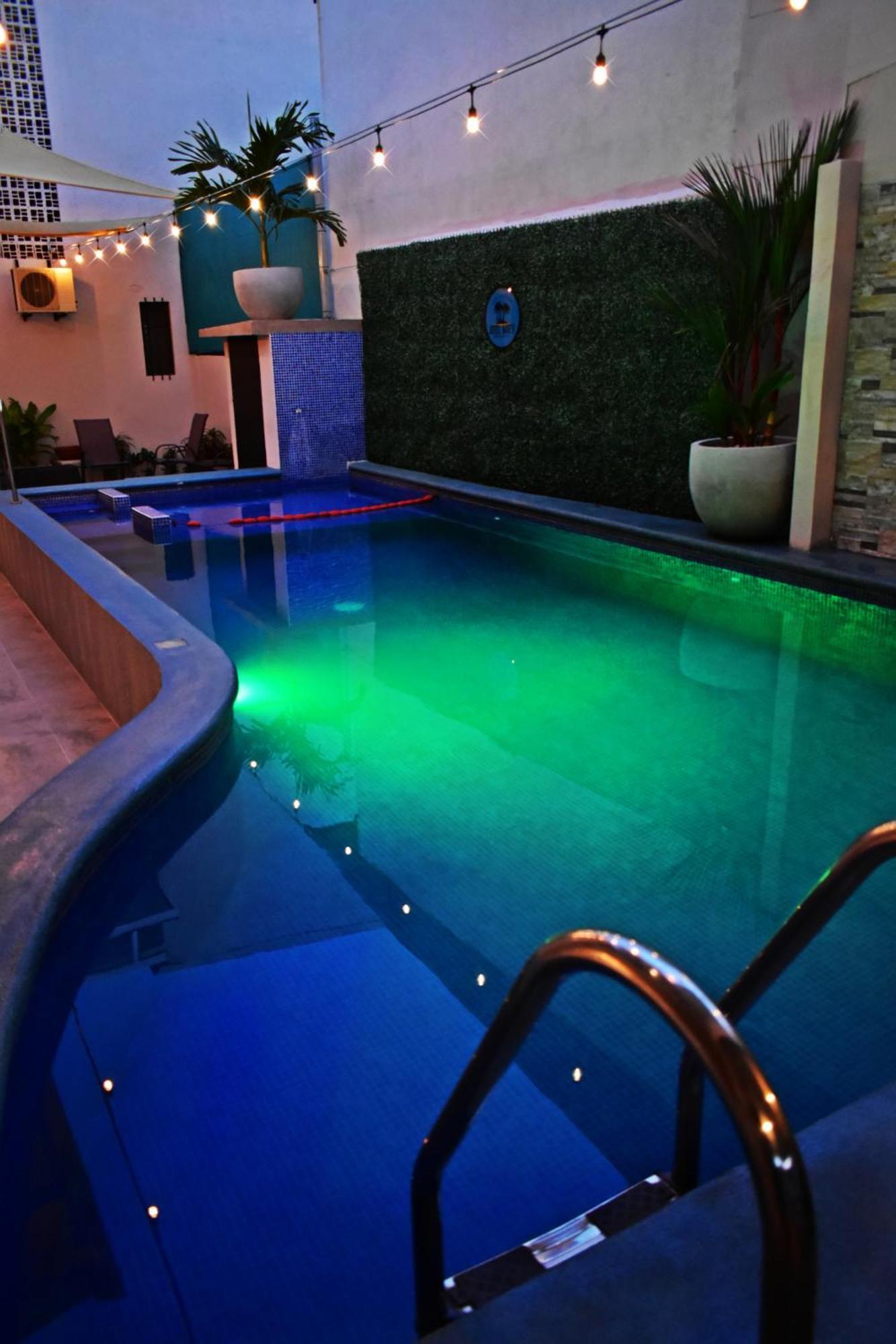 Hotel Cabinas Midey Пунтаренас Екстериор снимка
