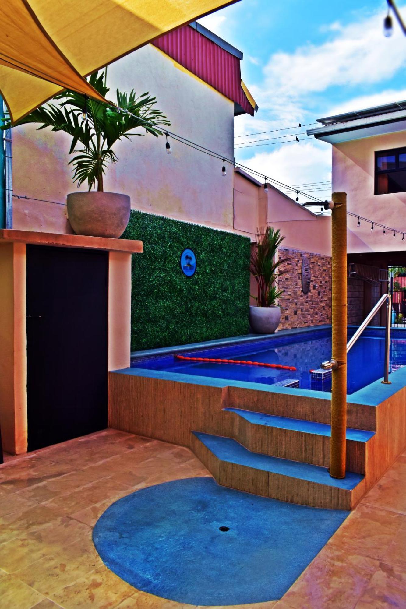 Hotel Cabinas Midey Пунтаренас Екстериор снимка